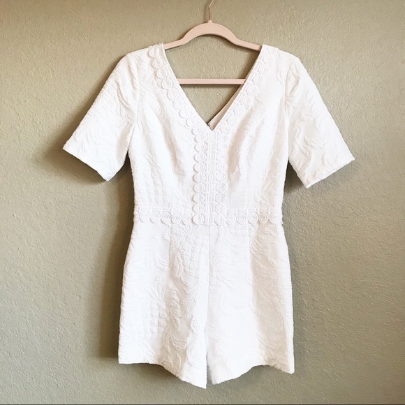 Lilly Pulitzer Pants - Lilly Pulitzer Zina Stretch White Romper Size 2